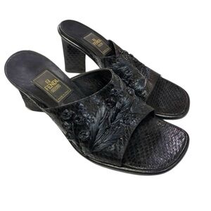 Auth Fendi Black Python 🐍 Mules 7.5 raffia embroidered block heel vintage Y2K